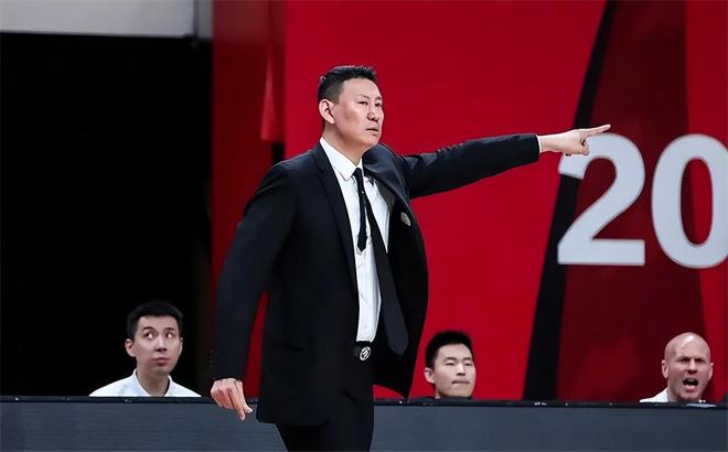 nba比赛押注正规网站李楠家庭近况：和妻子相爱30年儿子比他高21公分却有两大隐(图17)