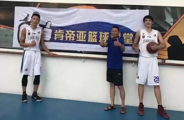 nba比赛押注正规网站错过CUBA无缘CBA南大学霸却成路人王最强刺客(图3)