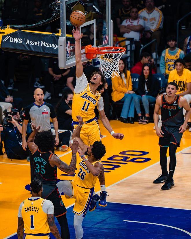 nba比赛押注正规网站湖人补强最大短板！天才中锋或成奇兵他可助詹眉战胜掘金勇士？(图3)