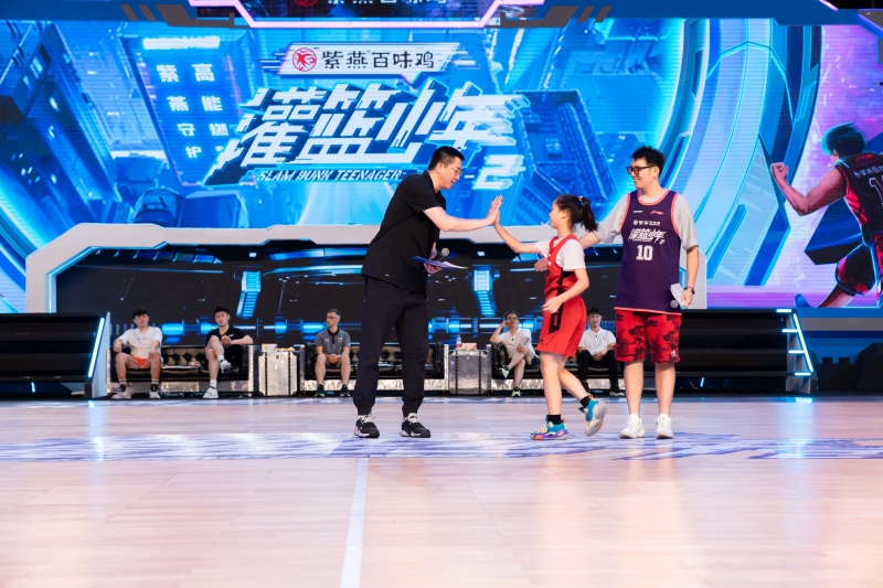 nba比赛押注正规网站灌篮少年2小球员作文 孙小然：南京“灌篮少年”之行收获快乐(图5)